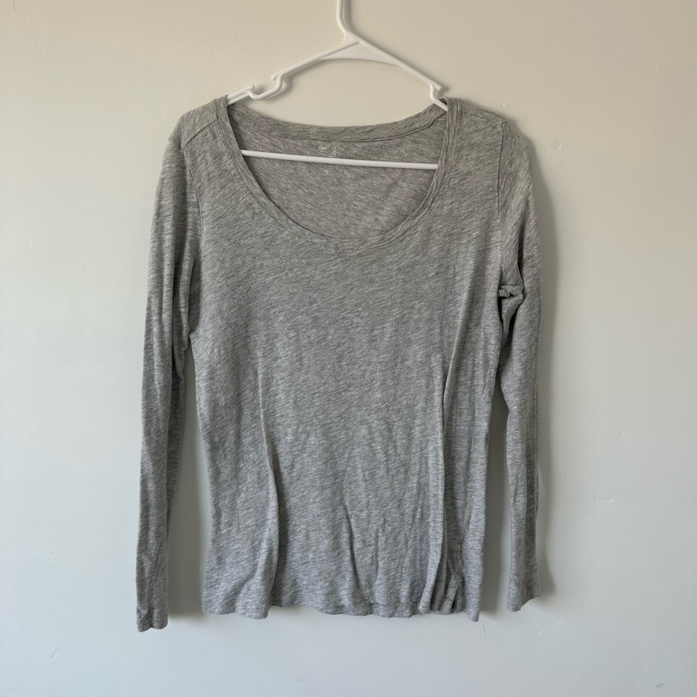 Gap Heather Grey Scoop Neck Long Sleeve Tee